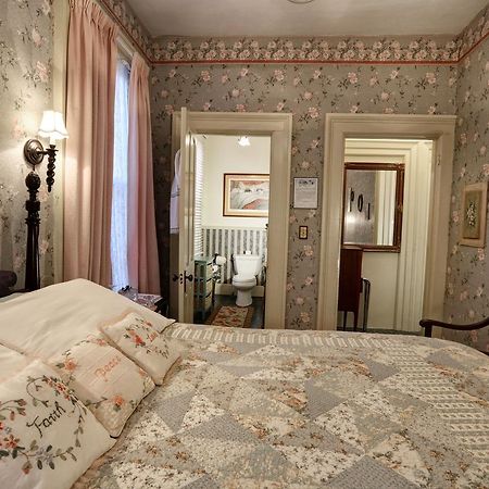 Barrister'S Bed & Breakfast 세네카폴스 외부 사진